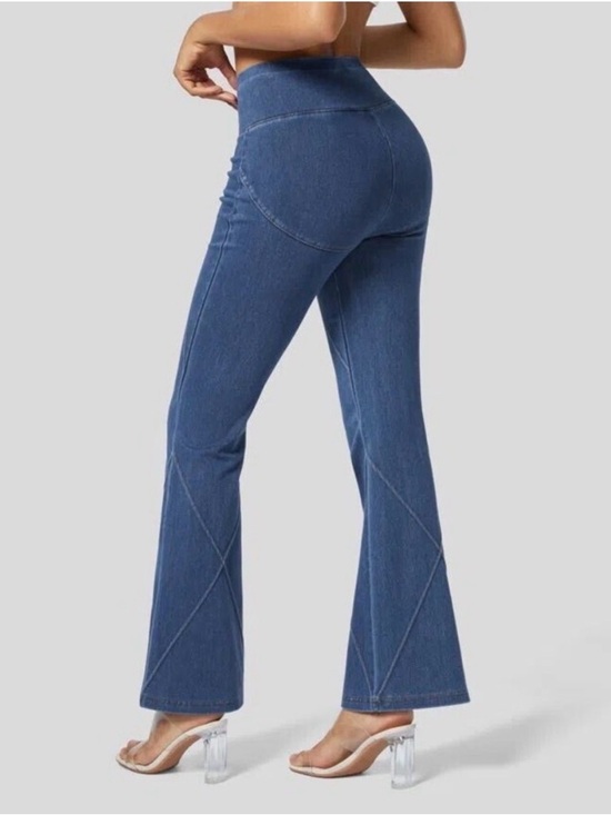 HalaraMagic Highwaisted Top Stitching
Washed Stretchy Flare Jeans SZ L - Picture 2 of 13